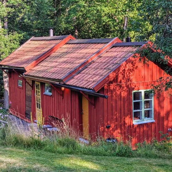 Mysig stuga, Oskarshamn, hotel v destinaci Oskarshamn