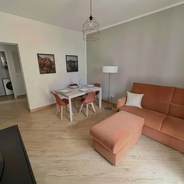 Arcobaleno Home، فندق في رابالو