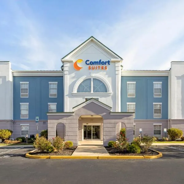 Comfort Suites East Brunswick - South River, hotel v destinaci East Brunswick