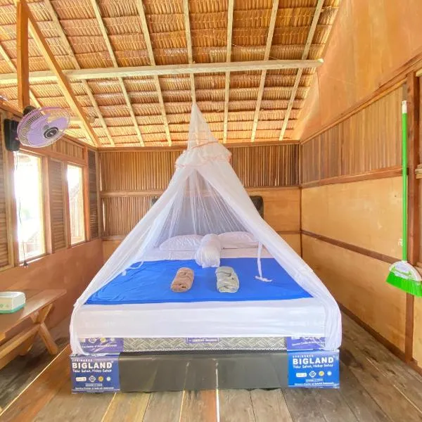 Famwall Homestay Raja Ampat, hôtel à Keruo