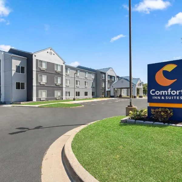 Comfort Inn & Suites Olathe - Kansas City, hotel in Olathe