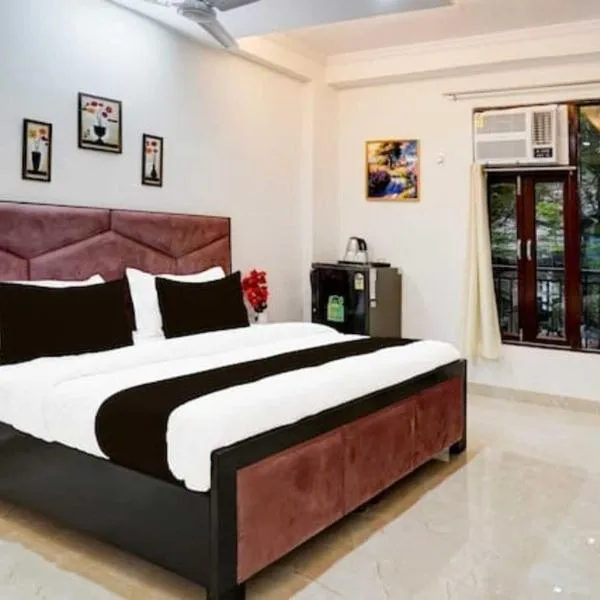 Hotel Grand Stay - Near Saket Metro, hotel in New Delhi