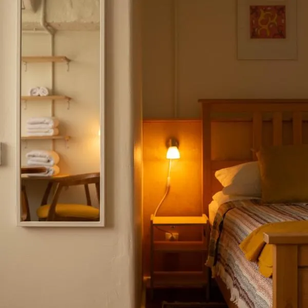 Urban Yurt, hotel v destinaci Almaty