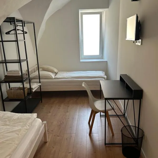room4you Lambach, hotel in Lambach
