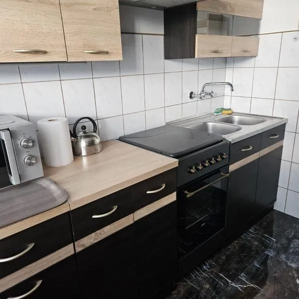 Pokoje do wynajęcia, hotel in Szczebrzeszyn