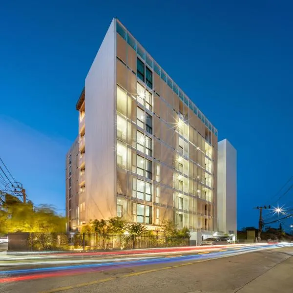 SHIN Patara Living Hotel, hotel in Bangkok
