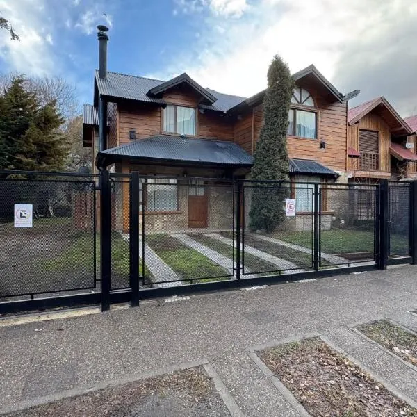 Cabañas Los Cipreses- Pellín, Hotel in San Martín de los Andes