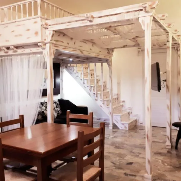 Casa Magnolia – hotel w mieście Pomezia