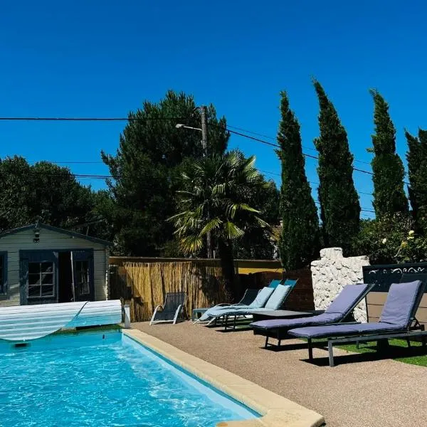 La Régence Ch 2, hotel v destinaci Brette-les-Pins