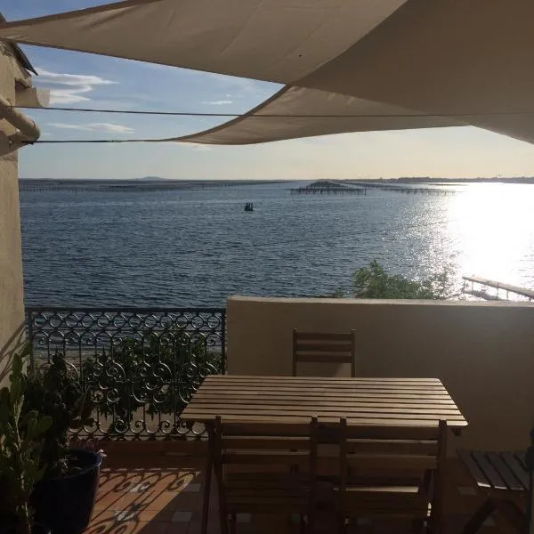 La maison bleue、ブジーグのホテル