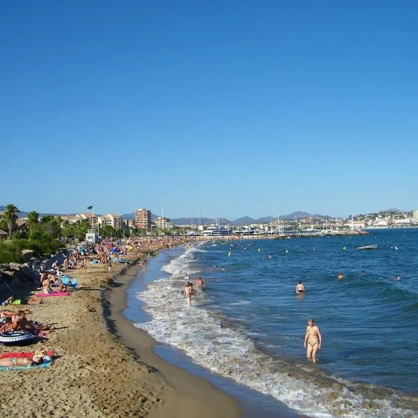 Ibis Budget Fréjus St Raphaël centre et Plage, hotel v destinaci Fréjus