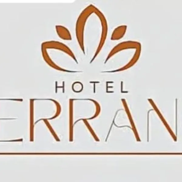 Hotel Serrano, ξενοδοχείο σε Paracatu