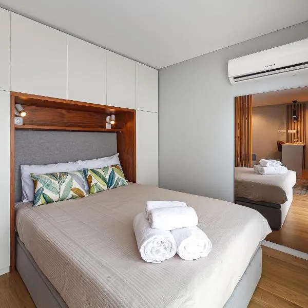 Seagull Lodge incl Parking by Home Sweet Home Aveiro, khách sạn ở Aveiro