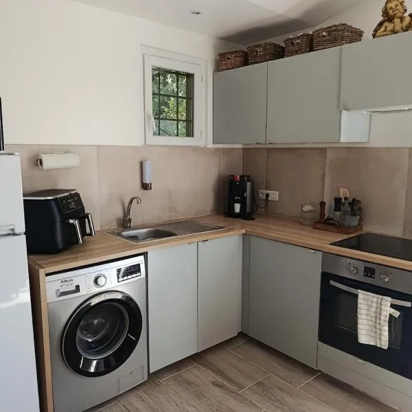 appartement avec jardin、Laurisのホテル