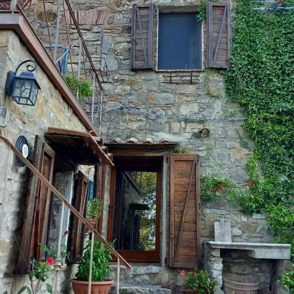 Casa della pace - apartment with private entrance, hotel v destinaci Elmo