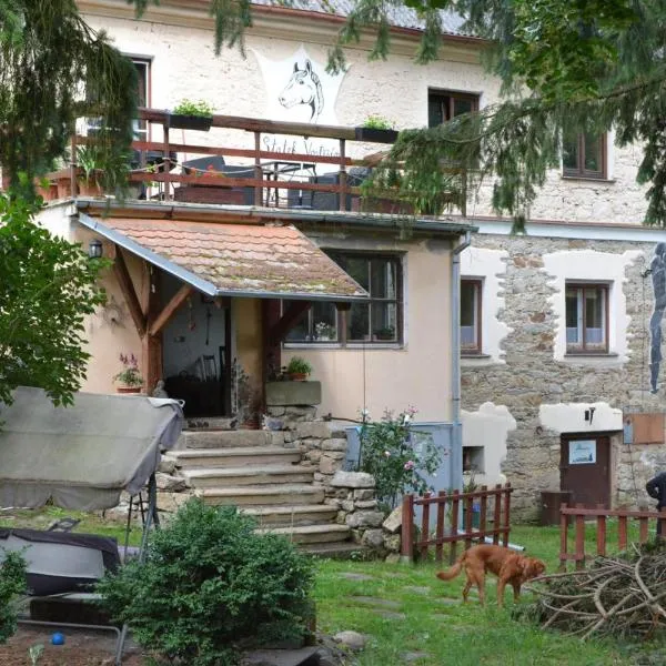 Statek Vojtěšín, hotel in Vojtěšín