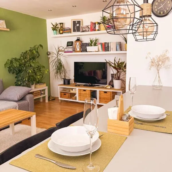 Boho Harmony Apartment, hotel in Rača