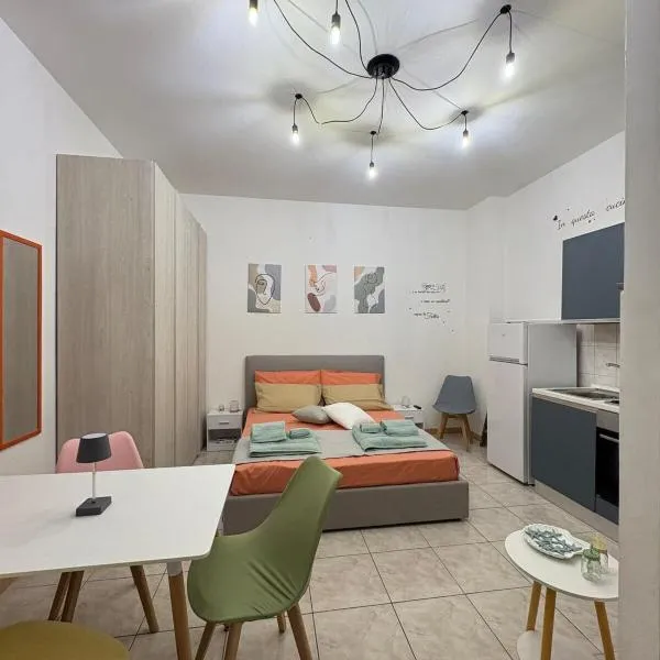 monolocale maddalena, hotel in Porto SantʼElpidio