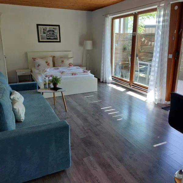 Schöne EinZimmer Wohnung Zwischen Bodensee und Allgäu, hotel in Neukirch