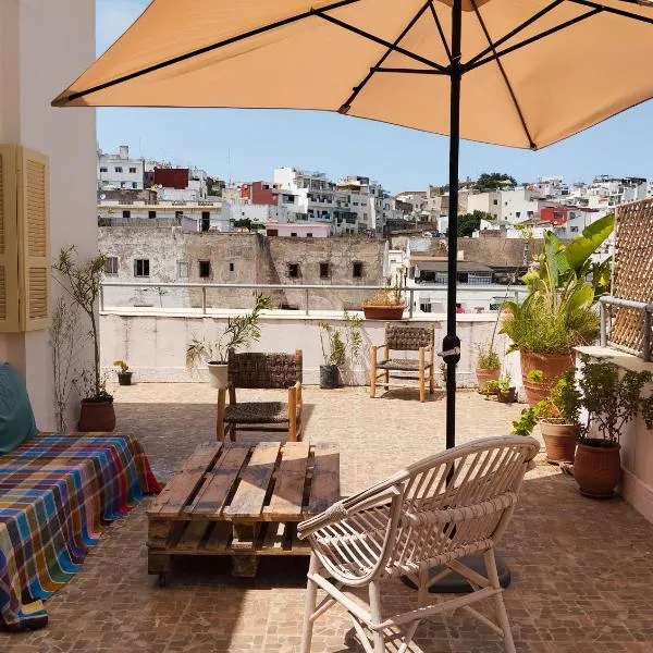 Appartement lumineux à Tanger avec grande terrasse, Hotel in Tanger