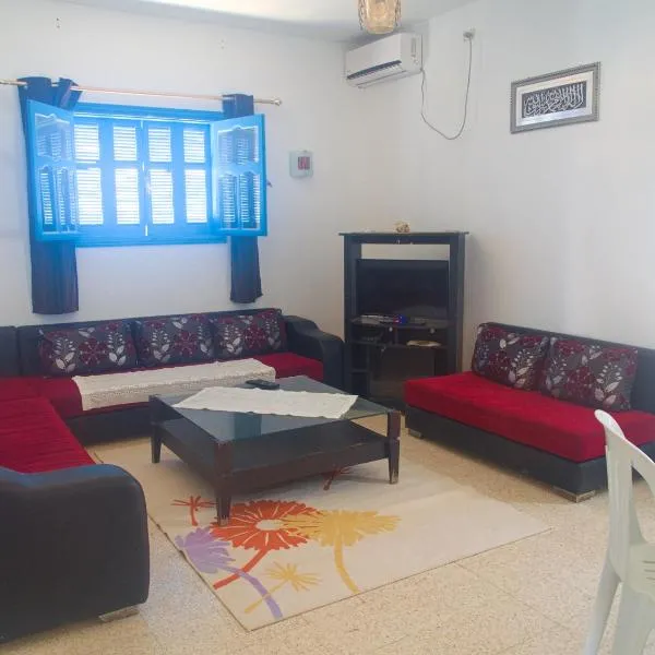 Family Home, hotell i Midoun