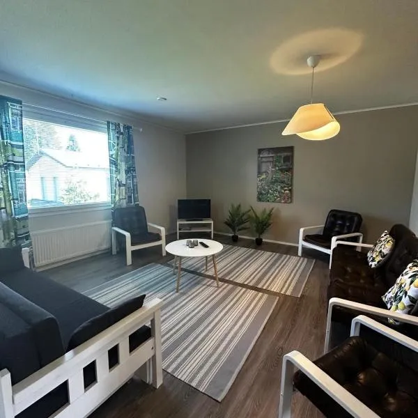 Jääskän Loma, Ratatie 3 asunto 1, hotel in Kauhava