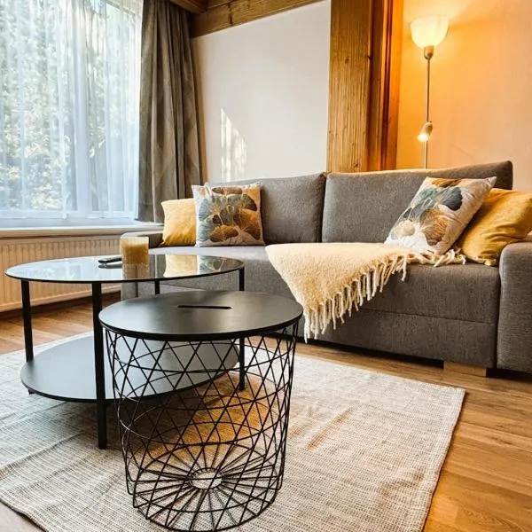 Apartment Bellamira zentral in Bad Kleinkirchheim: Bach şehrinde bir otel