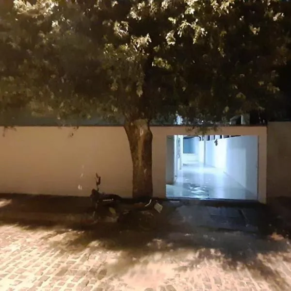 Viesnīca Casa Recanto do aconchego - Ao lado do centro pilsētā Bomžezusa da Lapa
