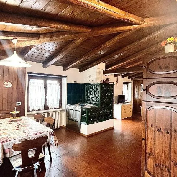 Appartamento Caprioli, hotel in Pellizzano
