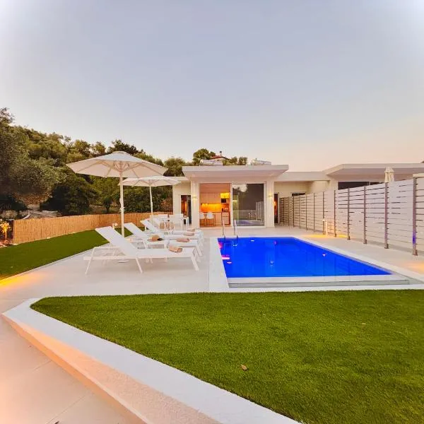 Zorbas Family Villas, hotel v destinaci Skiathos