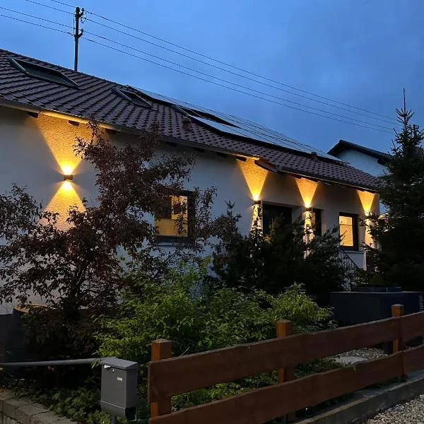 FeWo Riegel - Allgäu nah an A7 & Legoland, hotel in Illertissen