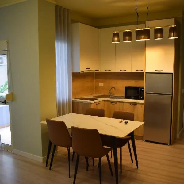 Majo Apartments, hotel in Durrës