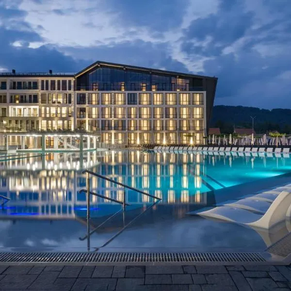 RIKKA KHUST thermal resort, hotel din Hust