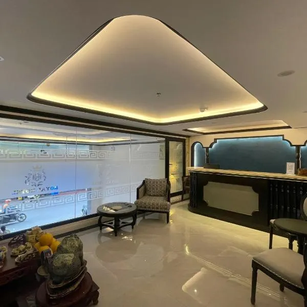 Royal Hotel Hà Nội, hotel in Hanoi