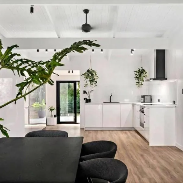 Eune House – hotel w mieście Broke