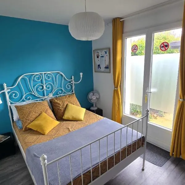 EntreLac&Océan1 - chambre d'hôtes chez l'habitant, Entrée et terrasse privée- cyclotouristes bienvenue, hotel v destinaci Aureilhan