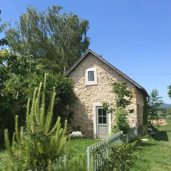ő s z a p ó, hotel in Vöröstó