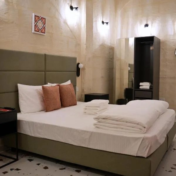 Grand Terrace 3, hotel in Valletta