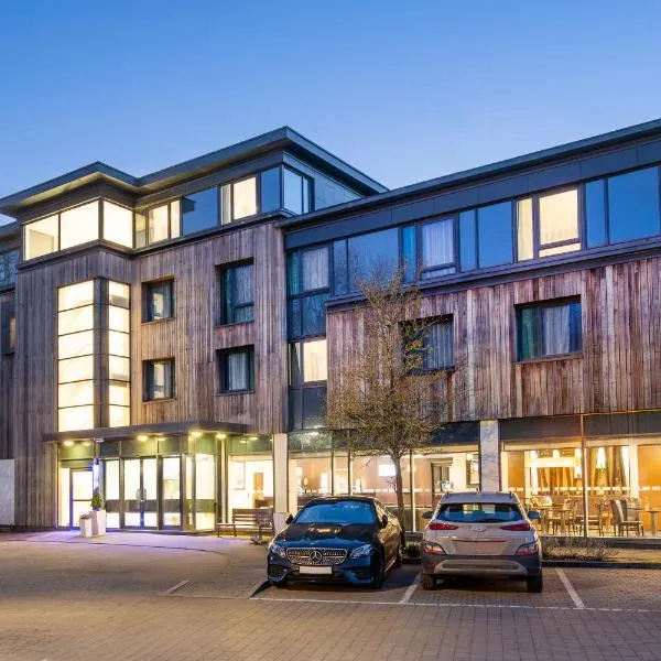 The Duxford Hotel Cambridge South M11 Jct 10, hotel v Cambridge