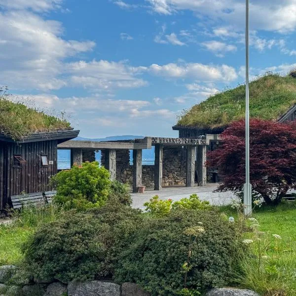 Brekkestranda Fjordhotel, hotel v destinaci Brekke