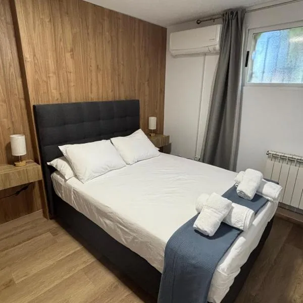 Habitacion Monteazul, hotel di El Casar de Talamanca