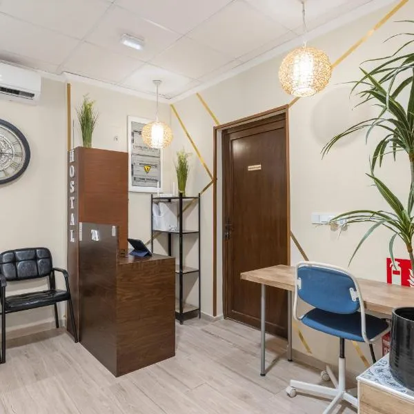 7A Hostal, hotel in Torrevieja
