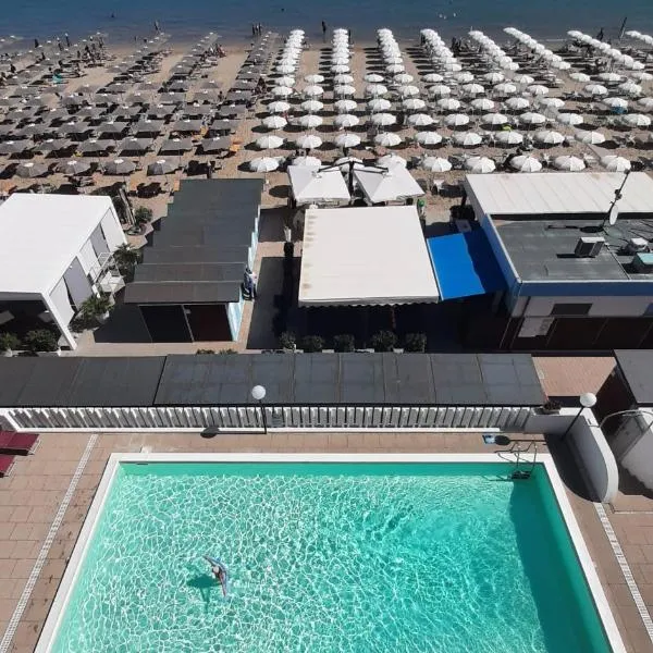 Hotel Leonardo da Vinci, готель у місті Пезаро