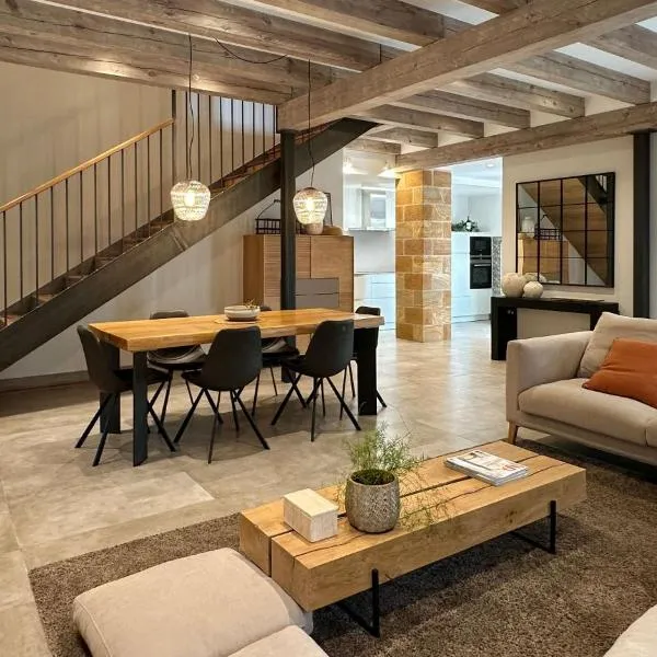 Casa Rural Pacelia، فندق في Salgüero de Juarros