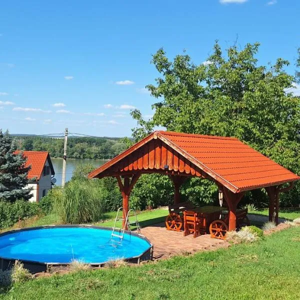 Kulcsi-Duna Vendégház，Kulcs的飯店