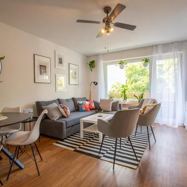 Modern Apartment with Balcony near SBB - Special TRIO PICASSO Apartment, Basel, up to 6 guests, hotel a Basilea