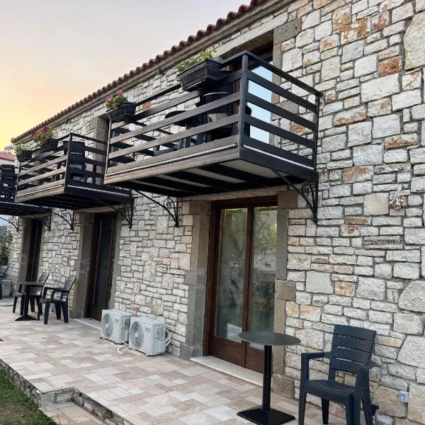 Stone Hearth, hotel in Himare