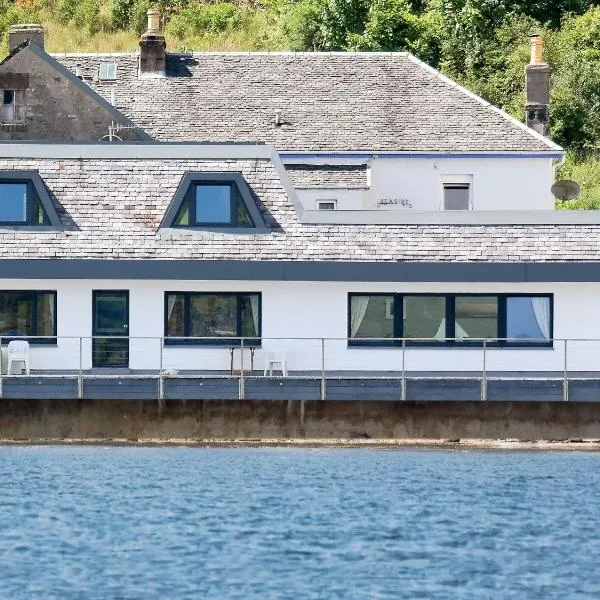 Waterside, hotel in Tighnabruaich