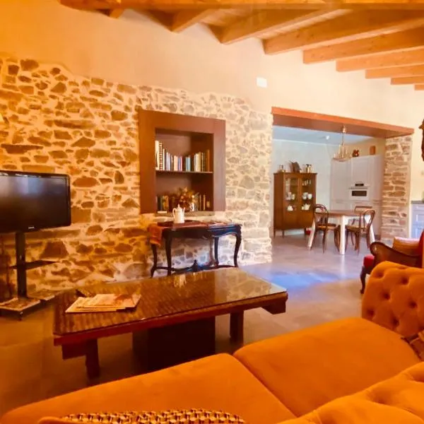 La Bodega de la Valduerna 2, hotel v destinaci Destriana