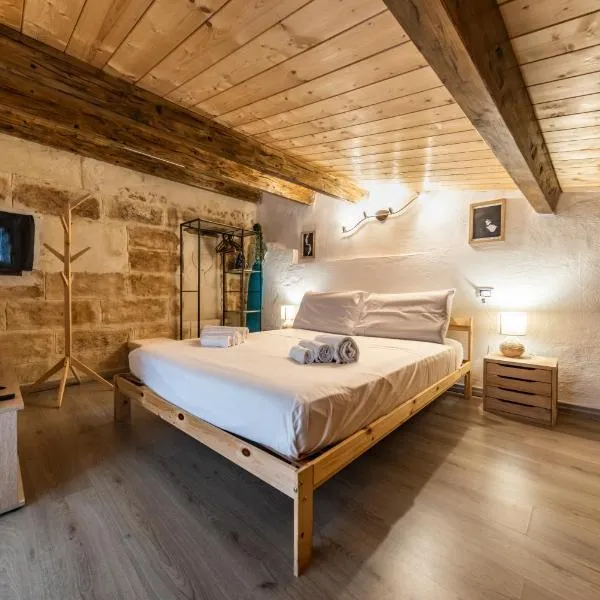 SASSARI-CENTRO Elegante Appartamento con WiFi e Netflix, hotel in Sassari